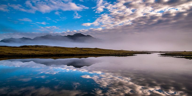 Paysage islandais dans le brouillard, Hali par Rien de Jongh