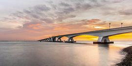 Sonnenuntergang Zeeland Brücke in der Nähe von Zierikzee