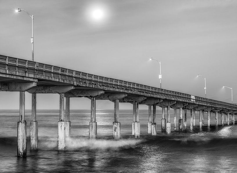 Une jetée au clair de lune par Joseph S Giacalone Photography