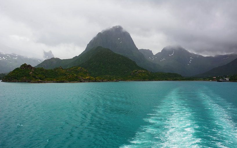 Regenwetter auf den Lofoten von Gisela Scheffbuch