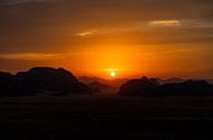Jordanien | Wadi Rum | Wüste | Sonnenuntergang von Sander Spreeuwenberg Miniaturansicht