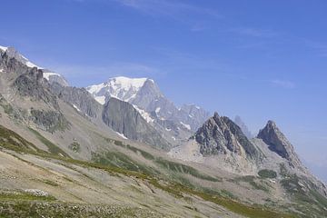 Mont Blanc: Een spectaculaire langeafstandswandelroute door Frankrijk, Italië en Zwitserland - vol gletsjers, bergtoppen, alpenweiden en prachtige bergmomenten. van Miriam Schwarzfischer Fotografie
