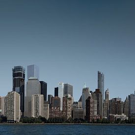Skyine of New York City by M van Egmond