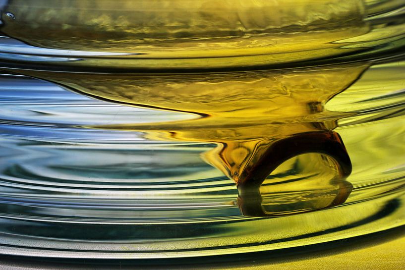 Eine Flasche Wasser, ein wahres Stillleben! von Wim Bodewes