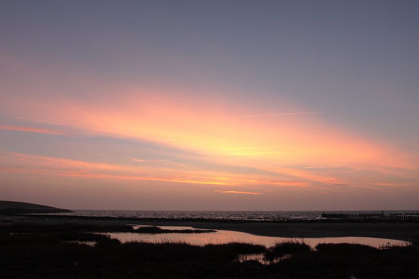 Ameland/Sonnenaufgang auf dem Wattenmeer von Rinnie Wijnstra