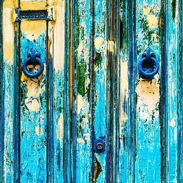Blauwe deur van Dieter Walther