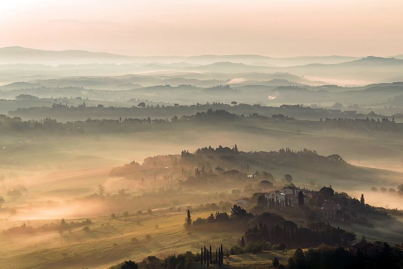 Tuscany from the air by Karlijn Meulman