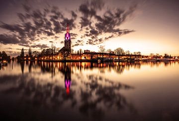 skyline van Potsdam bij zonsondergang van de Havel van Frank Herrmann
