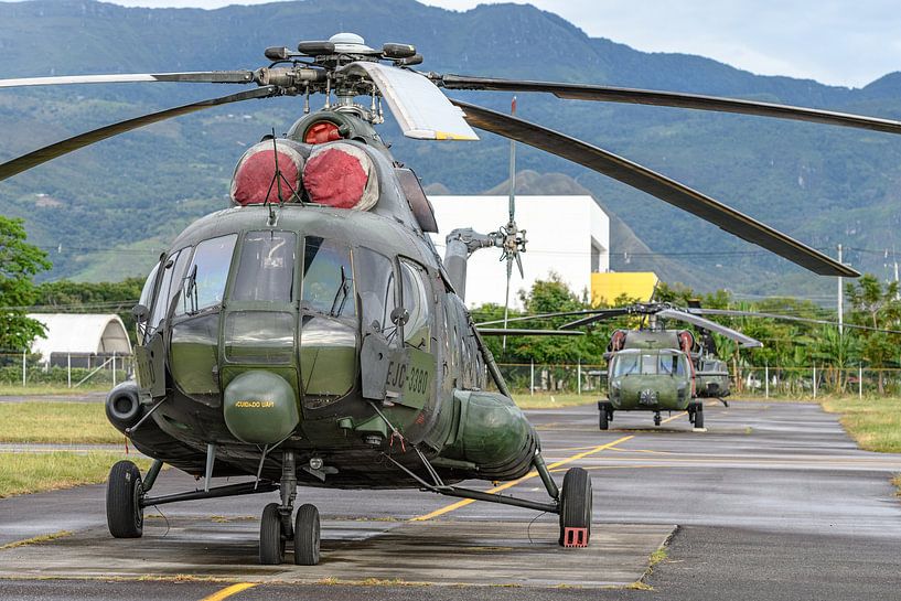 Colombiaanse legerhelikopter Mil Mi-17V5. van Jaap van den Berg