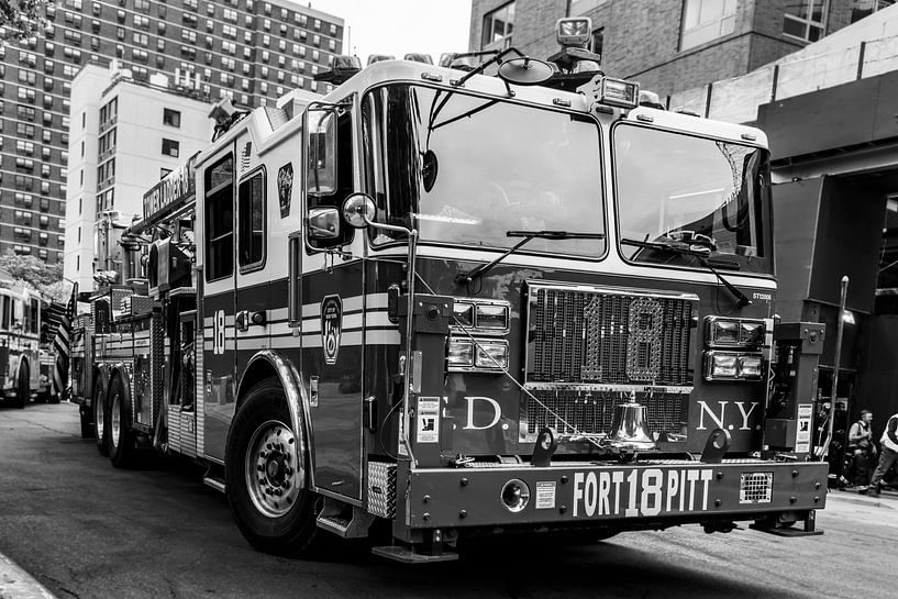 Firefighters in New York by Ivo de Rooij