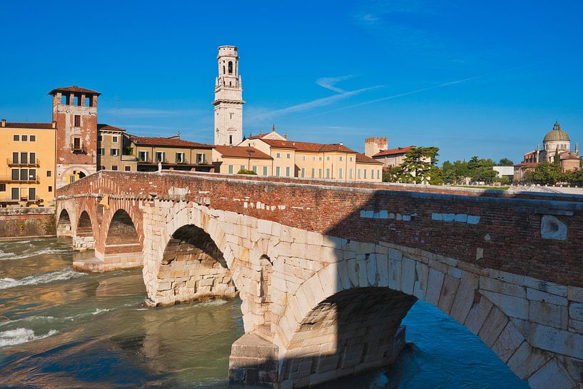 Verona, Italy by Gunter Kirsch