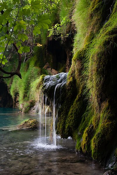 Waterfall by Henny Boogert
