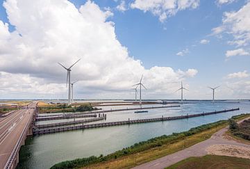 Krammer wind farm and western entrance to the Krammer lock complex by Ruud Morijn