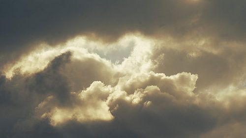 Heaven Breaks Through