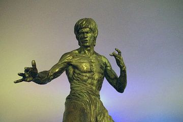 Bruce Lee Statue von Andrew Chang