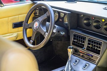 Maserati Merak SS klassieke Italiaanse sportwagen dashboard