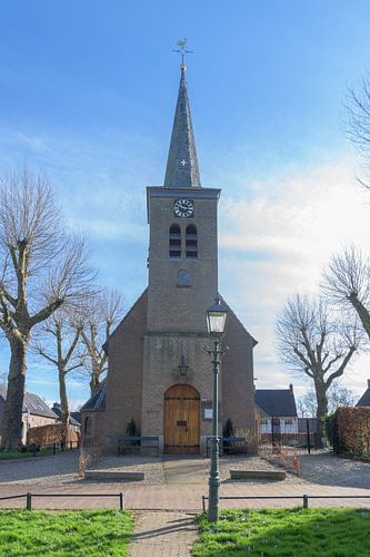 De kerk van Hemmen in de ochtend
