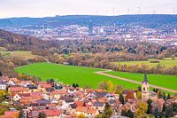 Dorp Kunitz met uitzicht op Jena