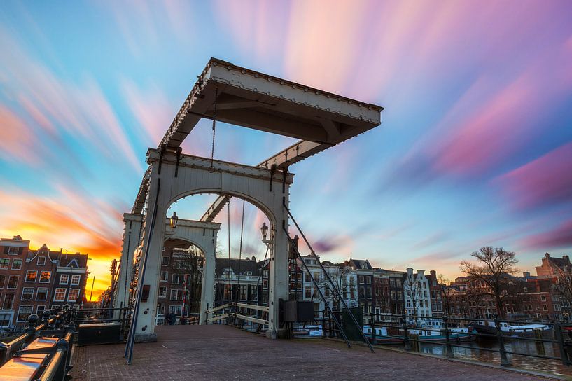 Skinny Bridge Sonnenuntergang von Dennis van de Water