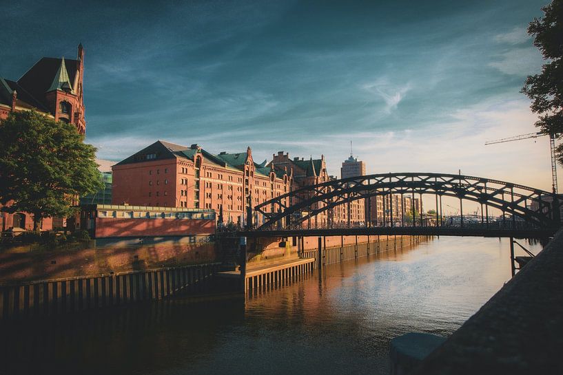 Hamburg by Hello Pompoyo