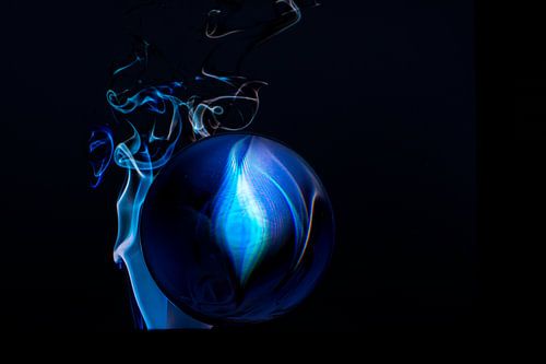 ART BLEU SUR LE MUR