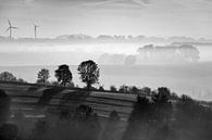 Mist over het Heuvelland van Rob Boon thumbnail