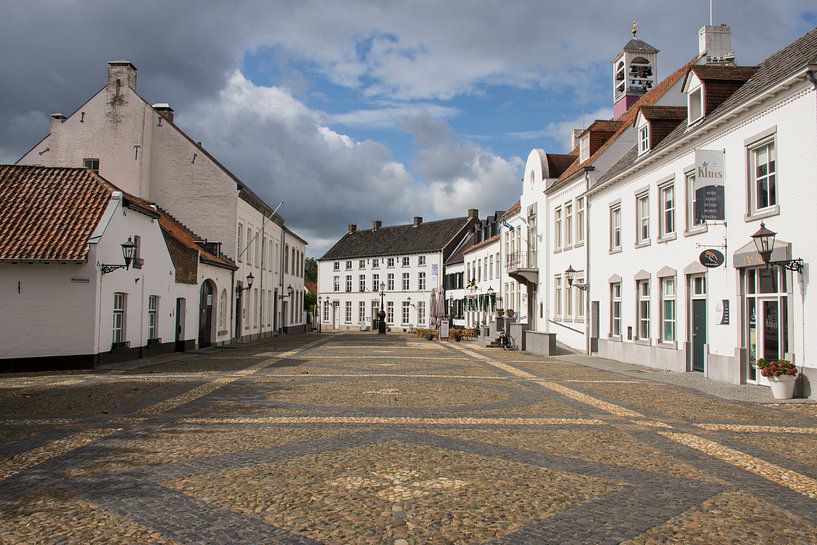 Witte Stadje Thorn von Charlene van Koesveld