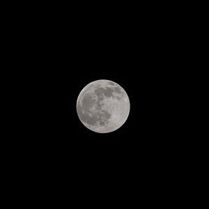 Pleine lune sur G. van Dijk