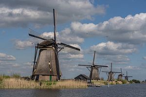 5 in einer Reihe! Windmühlen von Kinderdijk, UNESCO-Welterbe!