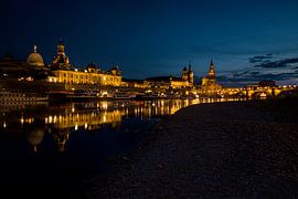 Evening tranquillity in Dresden – A panoramic view from the banks of the Elbe by Alex Karg