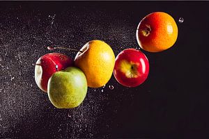 Früchte im Wasserspritzer, Art Illustration