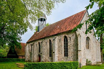 Stiftskerk in Het Stift bij Weerselo van Ron Poot