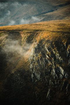 Dramatisch zonlicht op de berg, Frankrijk van Holly Klein Oonk