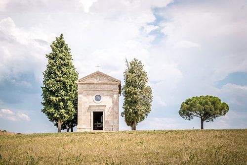 Toscane - Silence sur la colline - chapelle de Vitaleta