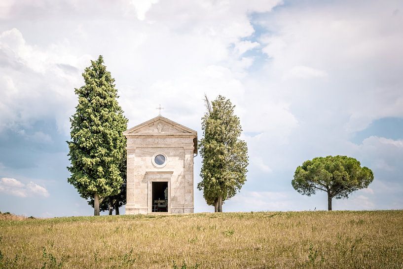 Tuscany - Silence on the hill - chapel in Vitaleta by Mariëlle Pluim