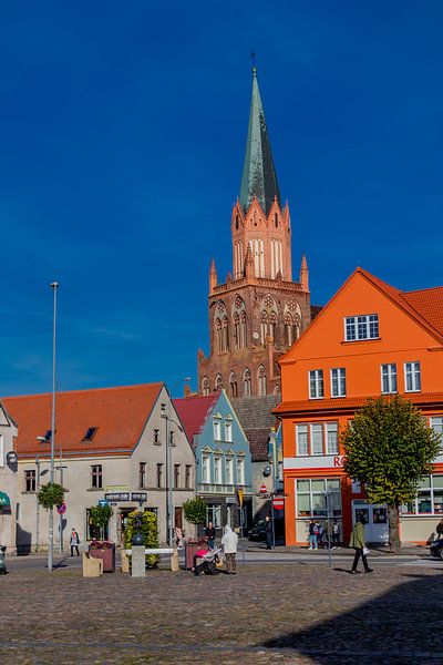 Op ontdekking in de Oostzeestad Trzebiatów van Oliver Hlavaty