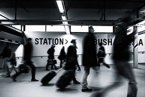 Station> < Bus Stop