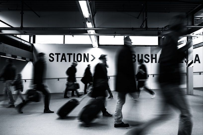 Station > <Bushalte van Thomas van Galen
