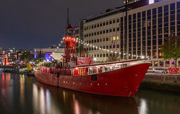 Het Lichtschip Vessel 11 in de Wijnhaven in Rotterdam