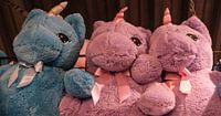 Pluche knuffels in een kermis attractie