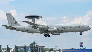 NATO-Flugzeug vom Typ Boeing E-3 Sentry AWACS.