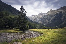 Entdecken Sie die ruhigen Landschaften des Vall d’'’Aran in Katalonien von PhotoCluster
