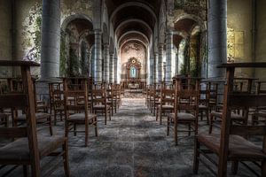 Church of Decay sur Esmeralda holman