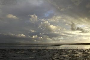 Schiermonnikoog - Wolkenschilderij boven het Wad van Gerda de Voogd