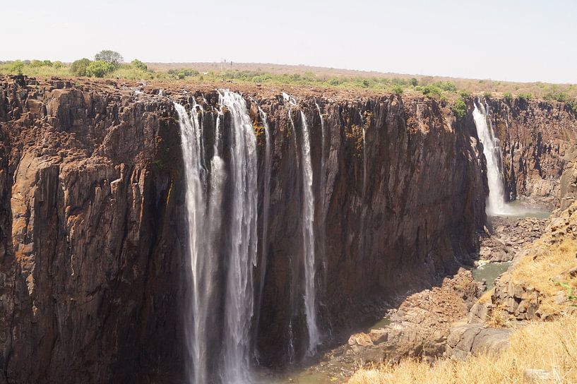 Droge tijd bij de Victoria watervallen von Erna Haarsma-Hoogterp