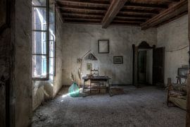 Abandoned places: Lost office by Urbex & Preciousdecay by Sandra