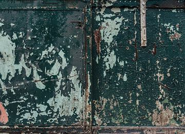 Rusty doors by Ans Bastiaanssen