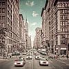 NEW YORK CITY 5th Avenue Verkehr | urbaner Vintage-Stil von Melanie Viola