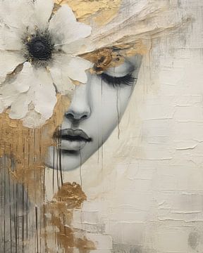 Poetic portrait with gold accents by Carla Van Iersel