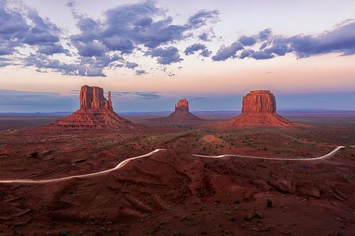 Monument Valley, Drei Fäuste von Sander Sterk